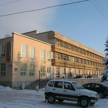 Hotel Iskozh Kirov  Ngoại thất bức ảnh